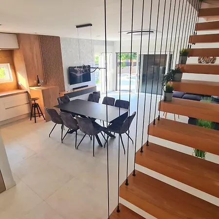 S&l Vodice Villa Srima
