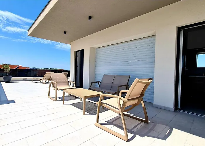 S&l Vodice וילה סרימה